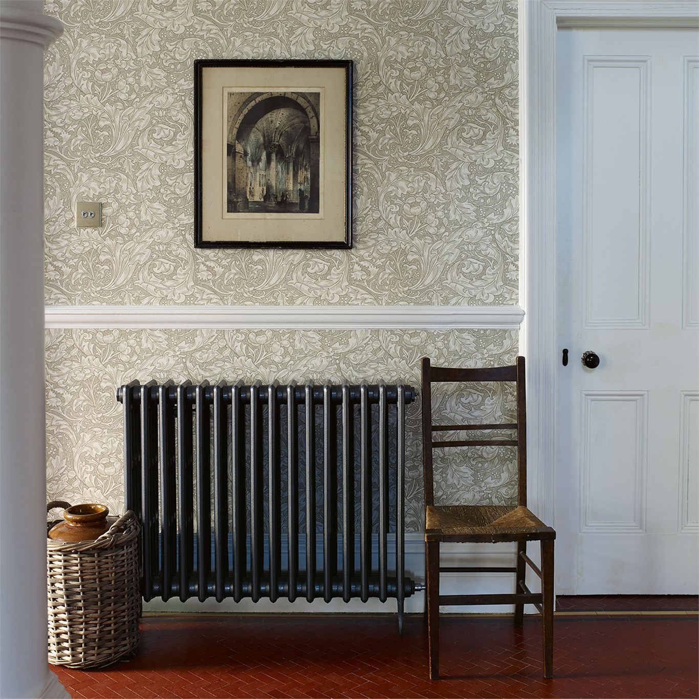 Обои Morris Archive Wallpapers III Bachelors Button 214735 фото в интерьере